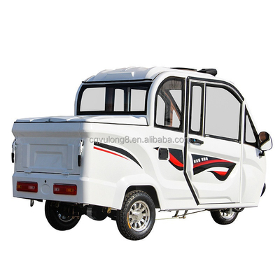 貨物を引くための完全に閉ざされた電気三輪車 60V電圧 30-50km走行距離