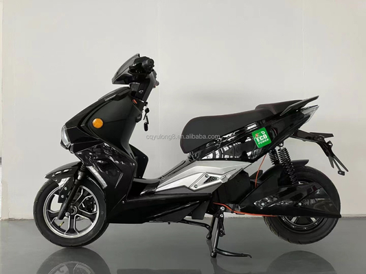 強力な 1500W/2000W モーター 電気モーターサイクル 双ディスクブレーキと12インチタイヤ