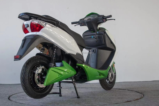 LCDディスプレイ 2000w 防水 取れる電池 スクーター 2席の成人用電気自動車