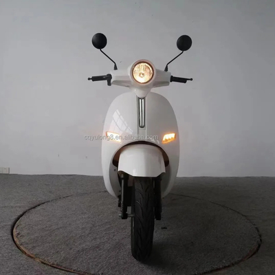 500W/1000W/1500W/2000W ブラシレスモーター エレクトリックスクーター 大人向け 最大速度 40 60km/h