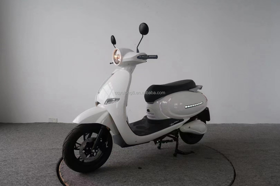 500W/1000W/1500W/2000W ブラシレスモーター エレクトリックスクーター 大人向け 最大速度 40 60km/h